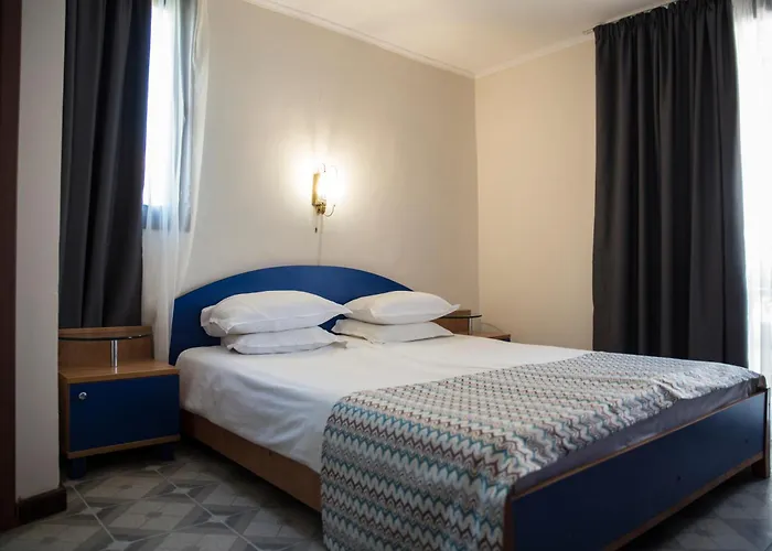 Ξενοδοχείο Victoria Νεσέμπαρ